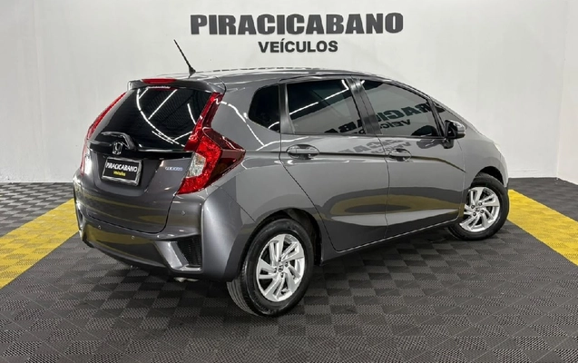 imagem-https://www.socarrao.com.br/sc-vehicle-images-prod/4248223/1790867180337-299225a7-9970-2cac-046d-9c62021ca0e2-whatsappimage2026-09-29at1358383jpeg.jpg