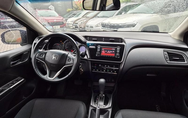 imagem-https://www.socarrao.com.br/sc-vehicle-images-prod/4248365/1790867438826-8532555_10_B_ea7cb22fbc.jpeg