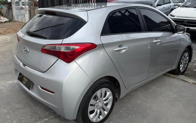imagem-https://www.socarrao.com.br/sc-vehicle-images-prod/4248473/1790868193162-8524681_8_B_b182133b79.jpeg