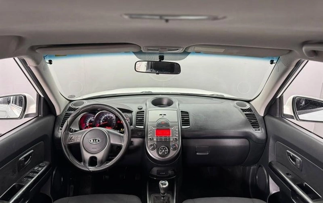 imagem-https://www.socarrao.com.br/sc-vehicle-images-prod/4248532/1790891012584-8522622_5_B_156f1000cd.jpeg