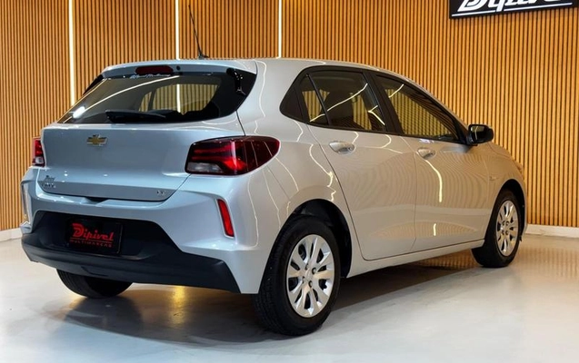 imagem-https://www.socarrao.com.br/sc-vehicle-images-prod/4249224/1790869365112-8465973_7_B_95ab7061d5.jpeg