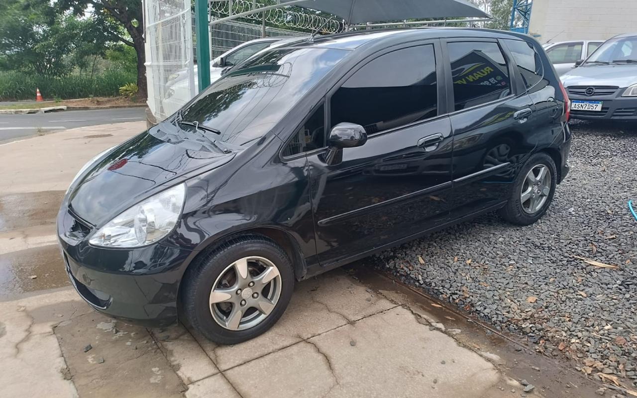 Honda Fit 2008 Preto — foto 1 de 3
