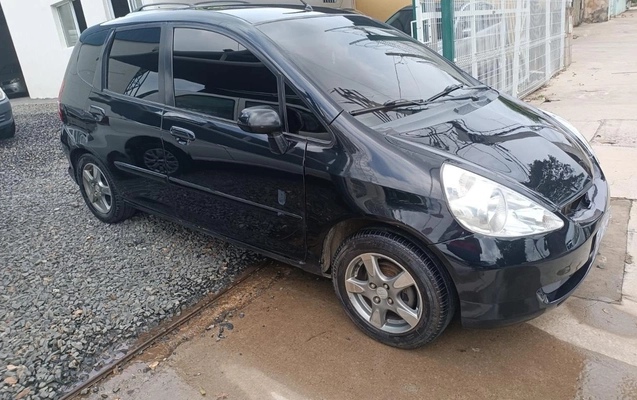 imagem-https://www.socarrao.com.br/sc-vehicle-images-prod/4249368/1790869627909-V2hhdHNBcHAgSW1hZ2UgMjAyNi0wOS0yMiBhdCAxMi4yNS4wMCAoMSkuanBlZw.jpeg