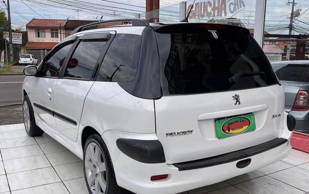 imagem-https://www.socarrao.com.br/sc-vehicle-images-prod/4249409/1790871427577-Yjg1ZTYxNTEtNzg5Yi00MTQxLWIzNzAtY2M1MGNhOWU3NDMxLmpwZw.jpg