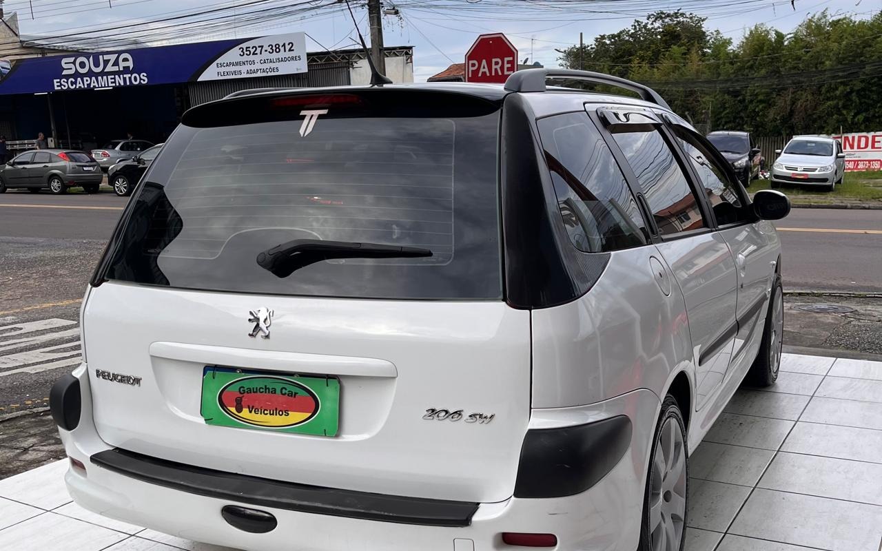 imagem-https://www.socarrao.com.br/sc-vehicle-images-prod/4249409/1790871427783-ODM1M2I0ZDItY2YyZS00OTg4LTkxY2QtYTUxYzIzY2YxYTc4LmpwZw.jpg