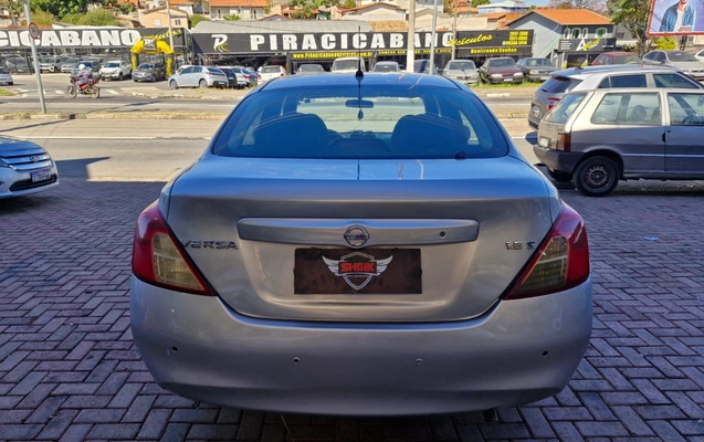 imagem-https://www.socarrao.com.br/sc-vehicle-images-prod/4249490/1790869885106-V2hhdHNBcHAgSW1hZ2UgMjAyNi0wOS0yMiBhdCAwOC4xMS4wOSAoMSkuanBlZw.jpeg