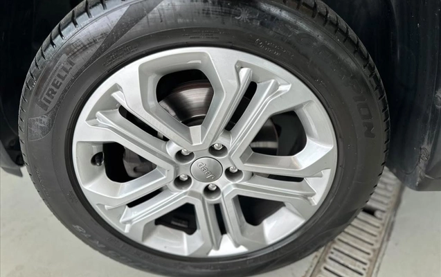 imagem-https://www.socarrao.com.br/sc-vehicle-images-prod/4249564/1790870054196-b74107f8-ee17-485c-9e26-beacae3a7c0c20261001124432.jpeg