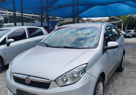 Fiat Grand Siena 2013 Prata — foto 1 de 3