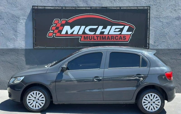imagem-https://www.socarrao.com.br/sc-vehicle-images-prod/4249716/1790880450110-8518702_13_B_1946e67b7f.jpeg