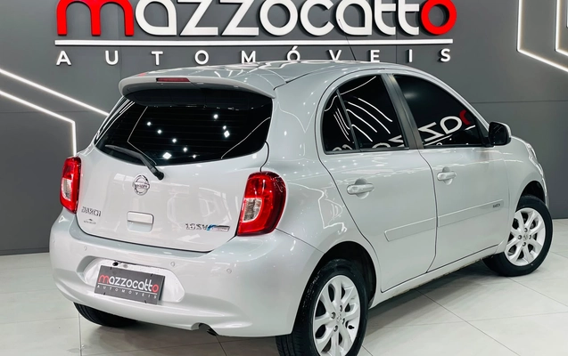 imagem-https://www.socarrao.com.br/sc-vehicle-images-prod/4249807/1790870583918-003_8203df924f7891015b4887c13f0ddb1a.jpg
