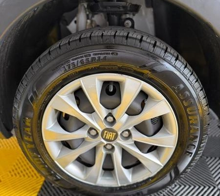 imagem-https://www.socarrao.com.br/sc-vehicle-images-prod/4250065/1791049415995-8533803_7_B_1238469090.jpeg
