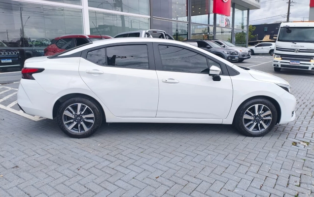 imagem-https://www.socarrao.com.br/sc-vehicle-images-prod/4250084/1790871223151-RVggMDYuanBlZw.jpeg