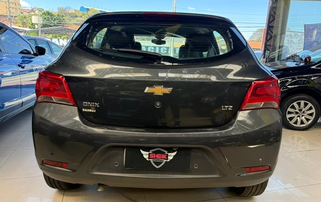 imagem-https://www.socarrao.com.br/sc-vehicle-images-prod/4250179/1790871394062-V2hhdHNBcHAgSW1hZ2UgMjAyNi0wOS0wMiBhdCAxMi40My40Ni5qcGVn.jpeg