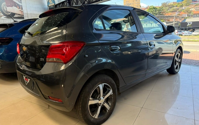 imagem-https://www.socarrao.com.br/sc-vehicle-images-prod/4250179/1790871394210-V2hhdHNBcHAgSW1hZ2UgMjAyNi0wOS0wMiBhdCAxMi40My40NS5qcGVn.jpeg