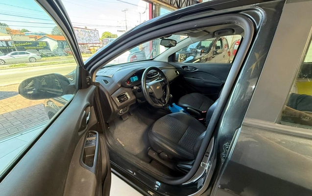 imagem-https://www.socarrao.com.br/sc-vehicle-images-prod/4250179/1790871394469-V2hhdHNBcHAgSW1hZ2UgMjAyNi0wOS0wMiBhdCAxMi40My40NyAoMSkuanBlZw.jpeg