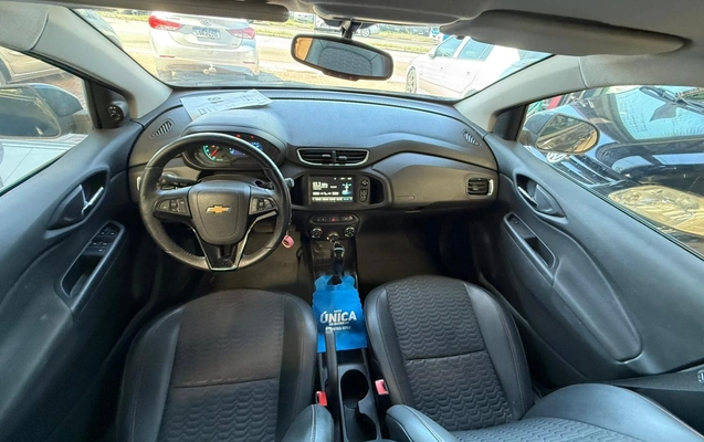 imagem-https://www.socarrao.com.br/sc-vehicle-images-prod/4250179/1790871394548-V2hhdHNBcHAgSW1hZ2UgMjAyNi0wOS0wMiBhdCAxMi40My40NyAoMikuanBlZw.jpeg