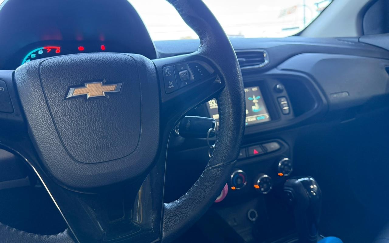imagem-https://www.socarrao.com.br/sc-vehicle-images-prod/4250179/1790871394791-V2hhdHNBcHAgSW1hZ2UgMjAyNi0wOS0wMiBhdCAxMi40My40OCAoMSkuanBlZw.jpeg