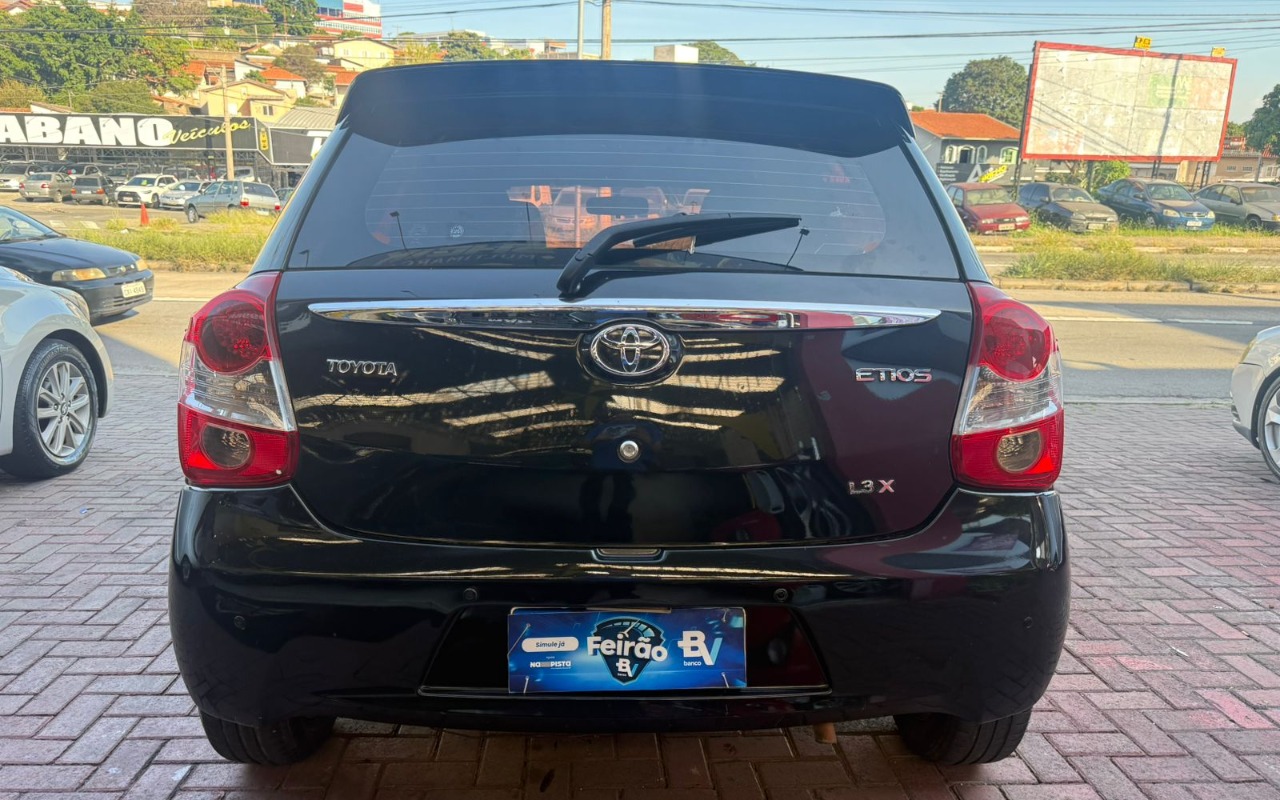 imagem-https://www.socarrao.com.br/sc-vehicle-images-prod/4250311/1790871691643-V2hhdHNBcHAgSW1hZ2UgMjAyNi0wOS0yMiBhdCAxMS4zOC4zOSAoMykuanBlZw.jpeg