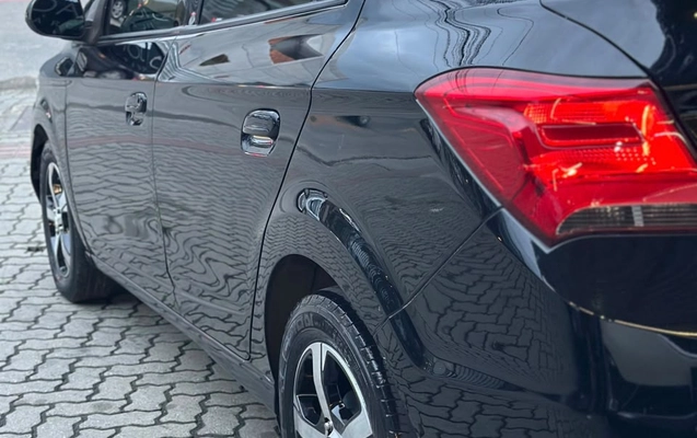 imagem-https://www.socarrao.com.br/sc-vehicle-images-prod/4250609/1791319887233-003_b39c7eecdd2812bbacbd439971d8ea84.jpg