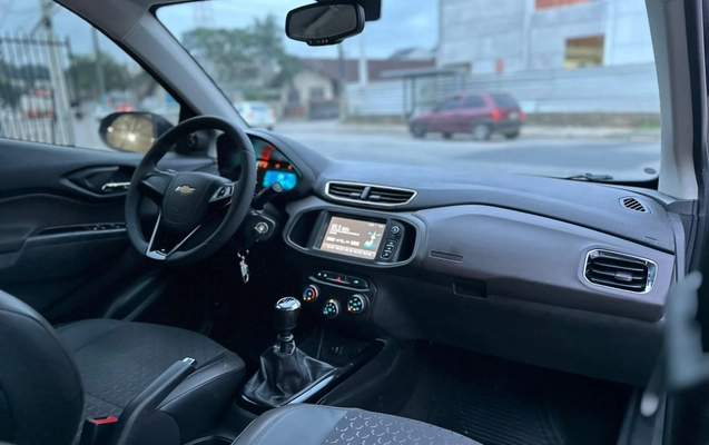 imagem-https://www.socarrao.com.br/sc-vehicle-images-prod/4250609/1791319887240-003_dd285cd39a44aa4375f267e52e3a48a3.jpg