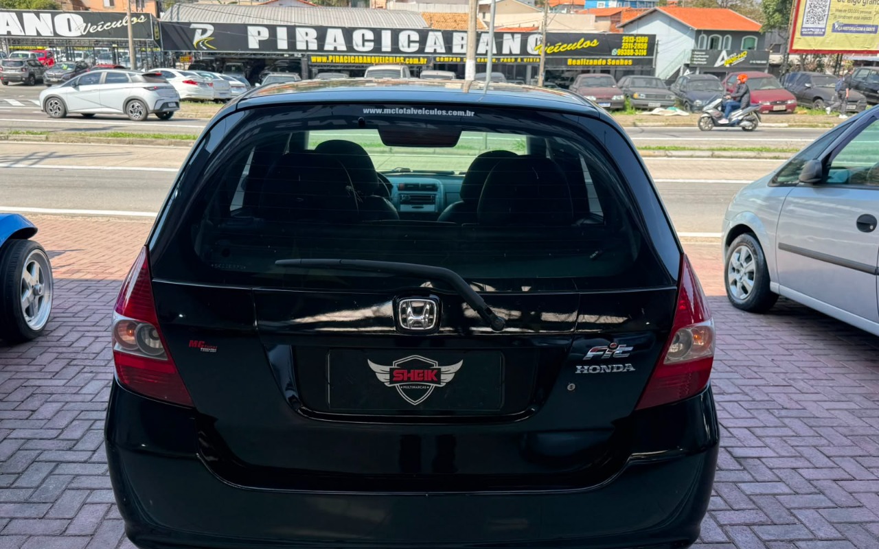 imagem-https://www.socarrao.com.br/sc-vehicle-images-prod/4250630/1790872435788-V2hhdHNBcHAgSW1hZ2UgMjAyNi0wOC0xNCBhdCAwOS4yNi4wOC5qcGVn.jpeg