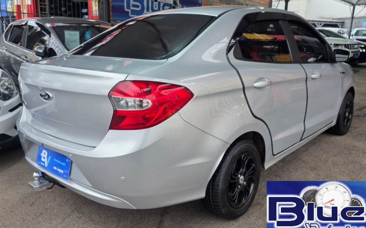imagem-https://www.socarrao.com.br/sc-vehicle-images-prod/4250737/1790872562842-ZWp1My5qcGVn.jpeg