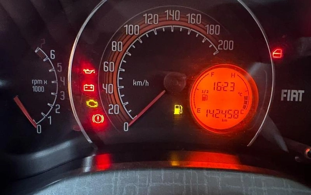 imagem-https://www.socarrao.com.br/sc-vehicle-images-prod/4250768/1790872636422-8439434_14_B_eb68f6d351.jpeg