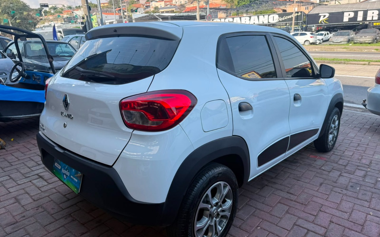 imagem-https://www.socarrao.com.br/sc-vehicle-images-prod/4250821/1790872719527-V2hhdHNBcHAgSW1hZ2UgMjAyNi0wOC0xNCBhdCAxNS4wMi40NyAoMykuanBlZw.jpeg