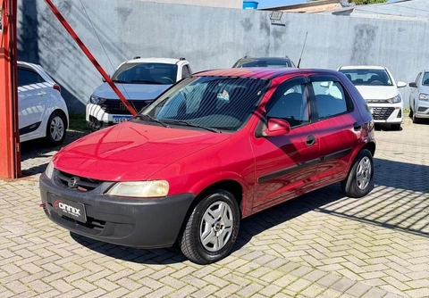 Chevrolet Celta 2006 Vermelho — foto 1 de 3