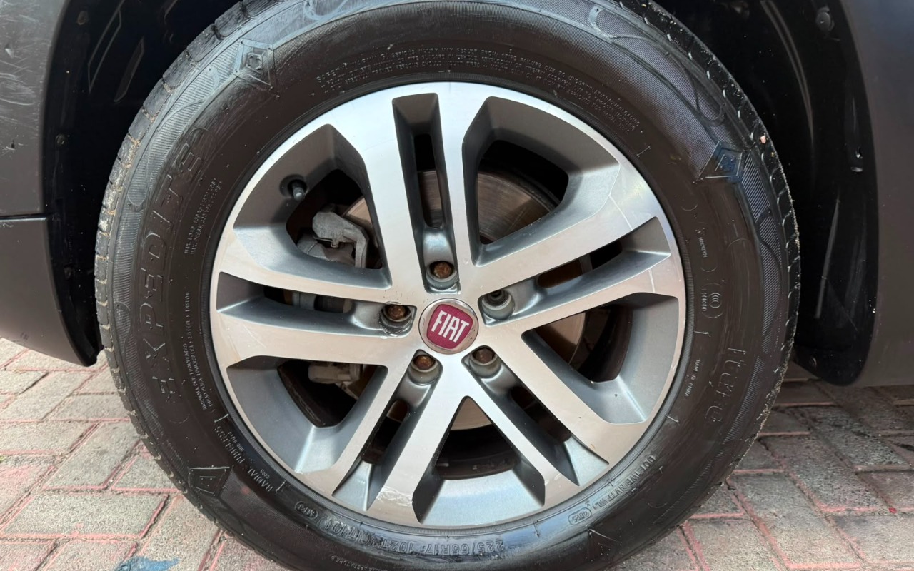 imagem-https://www.socarrao.com.br/sc-vehicle-images-prod/4250992/1790873093896-V2hhdHNBcHAgSW1hZ2UgMjAyNi0wOC0xNCBhdCAxNy4xOS4wNy5qcGVn.jpeg