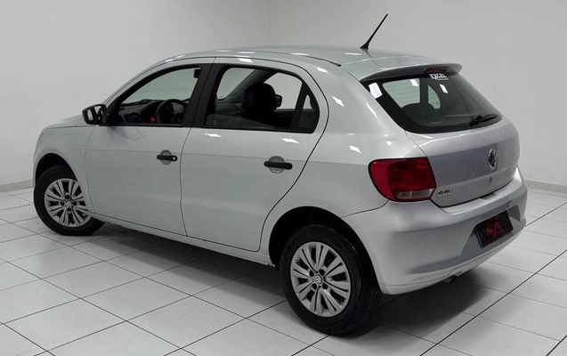 imagem-https://www.socarrao.com.br/sc-vehicle-images-prod/4251164/1790966153203-8533963_1_B_8f3c93b9e3.jpeg