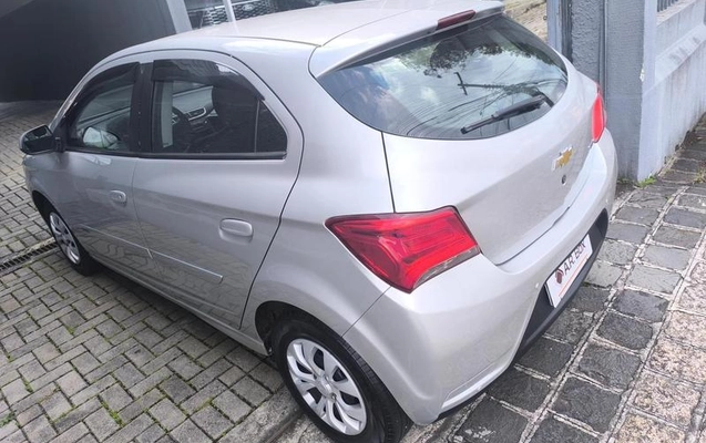 imagem-https://www.socarrao.com.br/sc-vehicle-images-prod/4251192/1791212994189-8526364_3_B_be2b9e0f99.jpeg