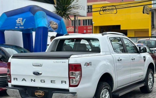 imagem-https://www.socarrao.com.br/sc-vehicle-images-prod/4251260/1790873425449-gb-6ed6adc.jpeg