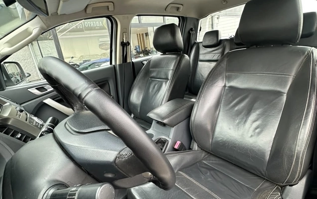 imagem-https://www.socarrao.com.br/sc-vehicle-images-prod/4251260/1790873425458-gb-9b2fe6d.jpeg