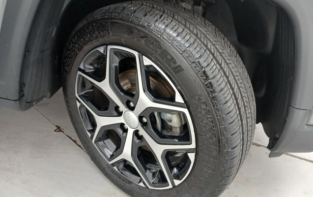 imagem-https://www.socarrao.com.br/sc-vehicle-images-prod/4251314/1790873541684-1_125735.jpg