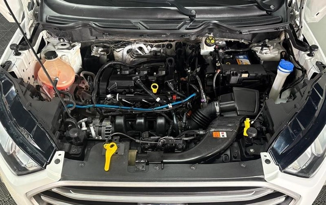 imagem-https://www.socarrao.com.br/sc-vehicle-images-prod/4251359/1790873646292-8471029_15_B_74ea579b65.jpeg