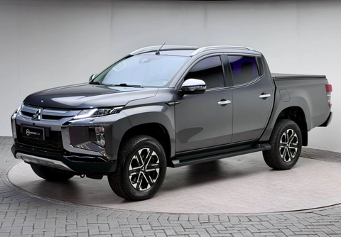 Mitsubishi L200 2023 Cinza — foto 1 de 3
