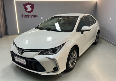 Toyota Corolla 2021 Branco — foto 1 de 3