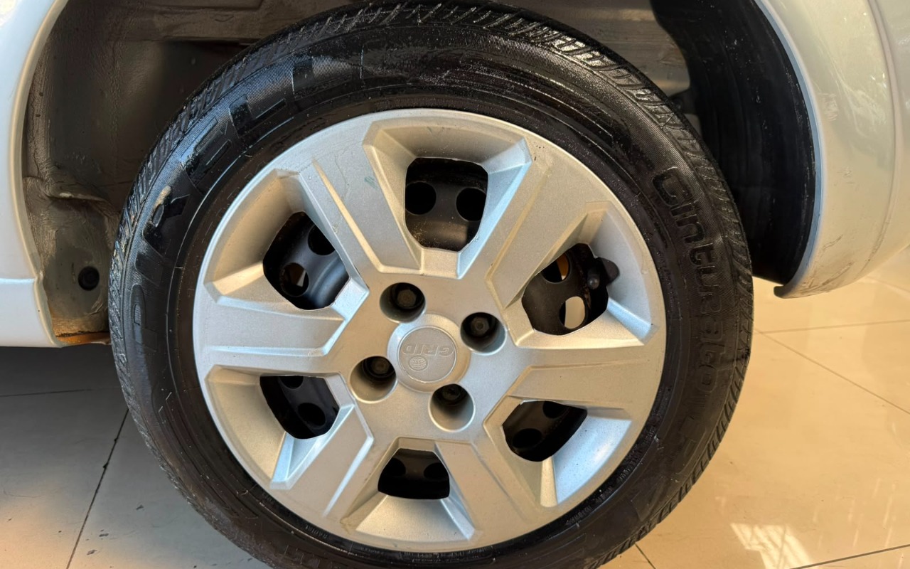 imagem-https://www.socarrao.com.br/sc-vehicle-images-prod/4251506/1790874047345-V2hhdHNBcHAgSW1hZ2UgMjAyNi0wOC0xOCBhdCAxNS4yMy40MiAoMSkuanBlZw.jpeg