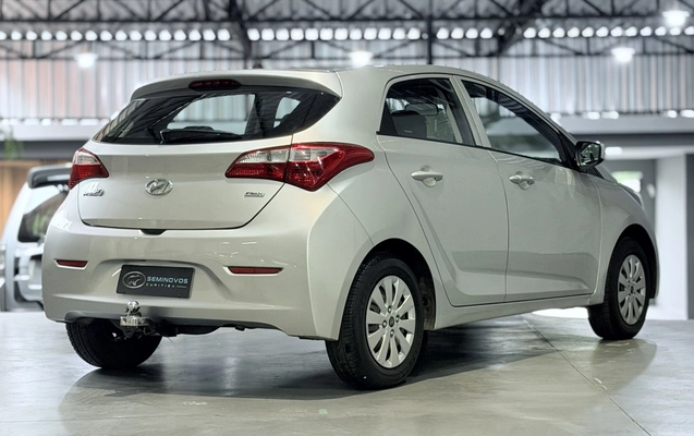 imagem-https://www.socarrao.com.br/sc-vehicle-images-prod/4252236/1790875169727-4_021809.jpg