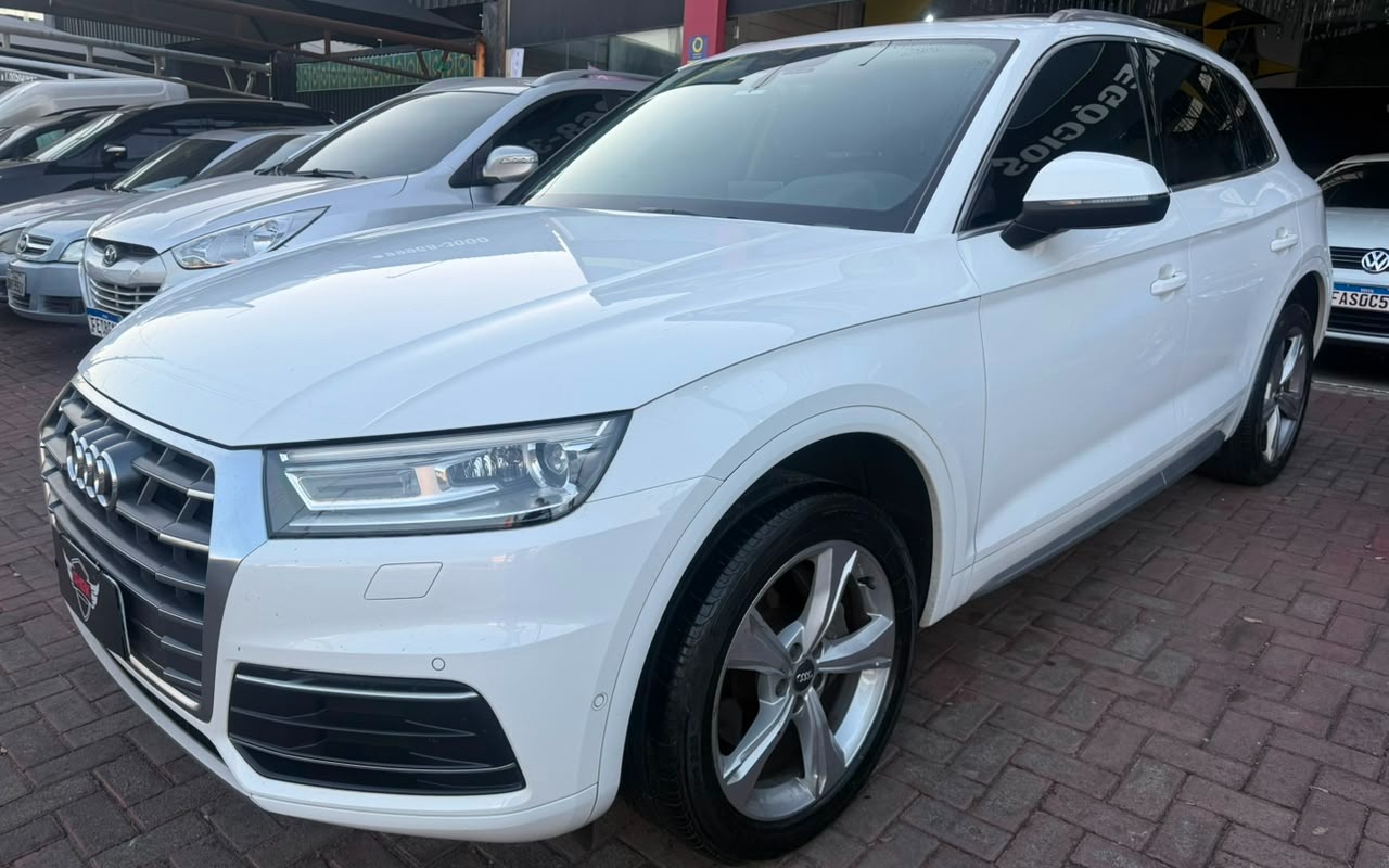 Audi Q5 2019 Branco — foto 1 de 3