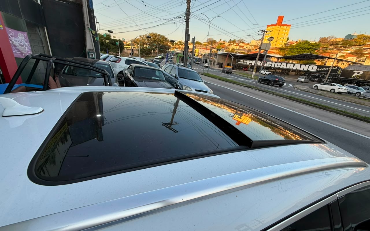 imagem-https://www.socarrao.com.br/sc-vehicle-images-prod/4252256/1790875542276-V2hhdHNBcHAgSW1hZ2UgMjAyNi0wOC0xOSBhdCAyMS4yMS4wMi5qcGVn.jpeg