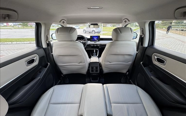 imagem-https://www.socarrao.com.br/sc-vehicle-images-prod/4252291/1790875705772-RYM-8I20_17.jpg