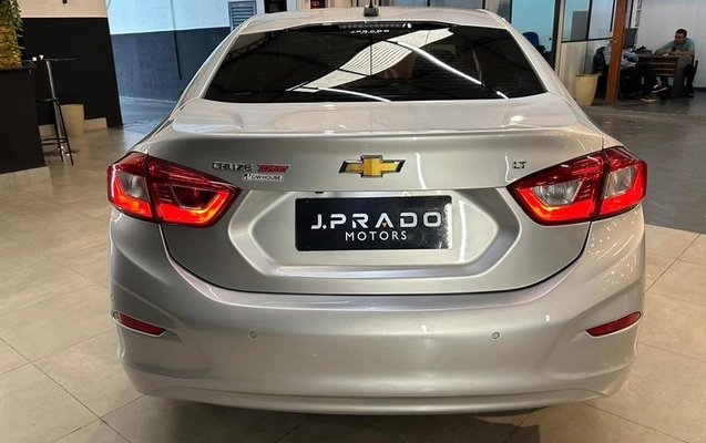 imagem-https://www.socarrao.com.br/sc-vehicle-images-prod/4252351/1790876297902-8533367_13_B_16d0e530cf.jpeg
