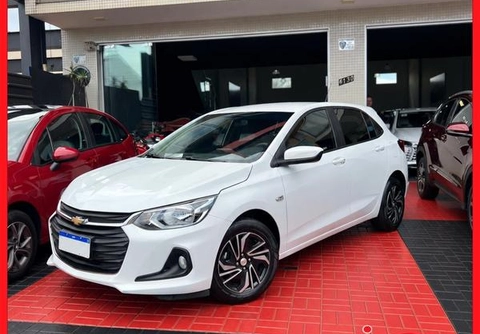 Chevrolet Onix 2024 Branco — foto 1 de 3
