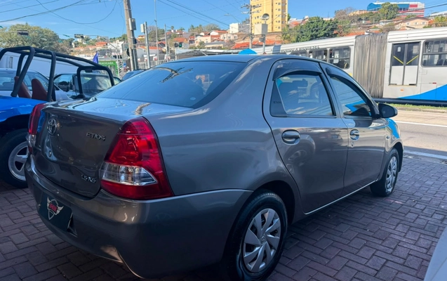 imagem-https://www.socarrao.com.br/sc-vehicle-images-prod/4252393/1790876369691-V2hhdHNBcHAgSW1hZ2UgMjAyNi0wOC0wNiBhdCAxNC4wOS4xNS5qcGVn.jpeg