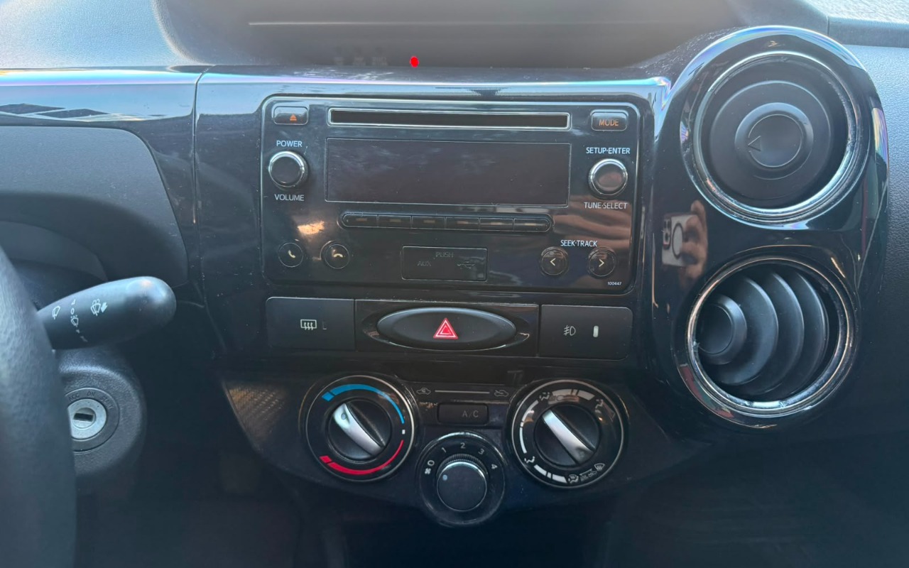 imagem-https://www.socarrao.com.br/sc-vehicle-images-prod/4252393/1790876370566-V2hhdHNBcHAgSW1hZ2UgMjAyNi0wOC0wNiBhdCAxNC4wOS4xNiAoMikuanBlZw.jpeg