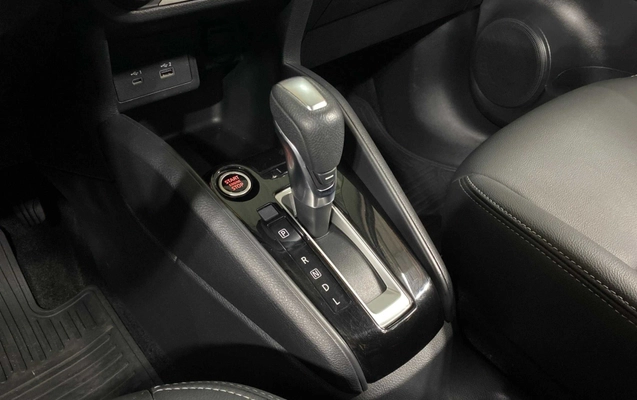 imagem-https://www.socarrao.com.br/sc-vehicle-images-prod/4252445/1790876536137-003_bd870cb8d28c48eeb96f8e9ba2d9faea.jpg