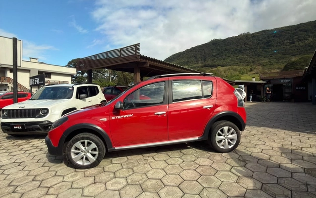 imagem-https://www.socarrao.com.br/sc-vehicle-images-prod/4252465/1790876554964-cM65hn2Z80vcvSZskQXQnaoPZI6cUg7D.jpg