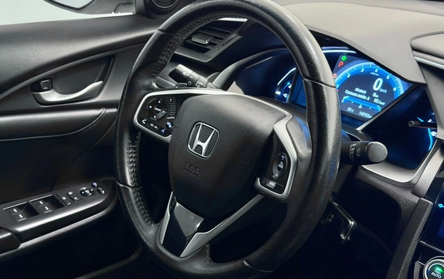 imagem-https://www.socarrao.com.br/sc-vehicle-images-prod/4252547/1790876697796-d740285f12f74fe3bfd22f8010ccfc88_1790803232547.jpg